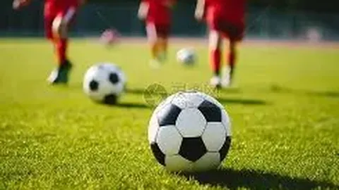 李小璐辟谣与吴亦凡暧昧短信传闻：切勿信谣传谣