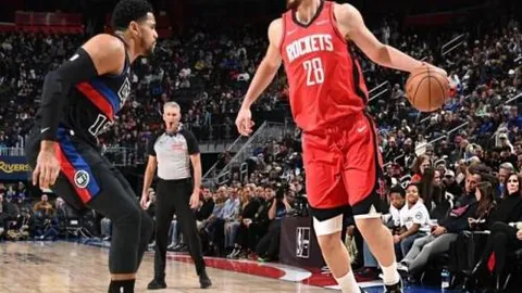 塔神辞世笼罩赛事，圣诞首周末竞技：斯洛特周六赛事倍感哀愁